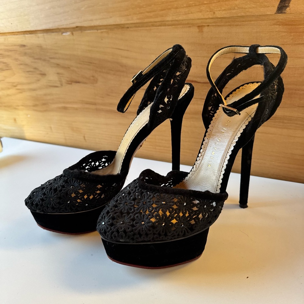 Charlotte Olympia Black Lace Platform Heels Rhinestones 38 1/2